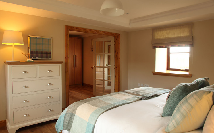 Hawkswood Country Estate – Hawkswood House, The Roundel and Bowhill