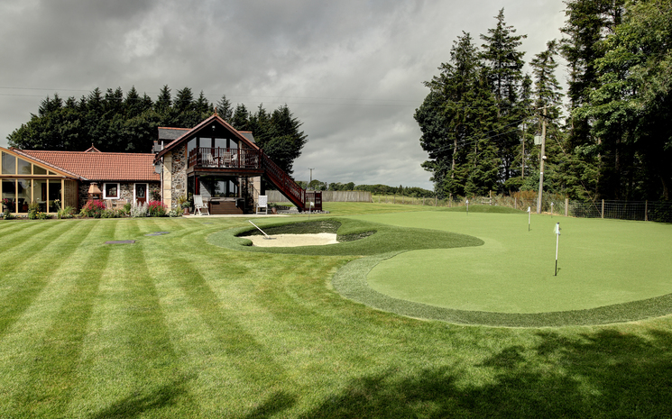 Hawkswood Country Estate – Hawkswood House, The Roundel and Bowhill
