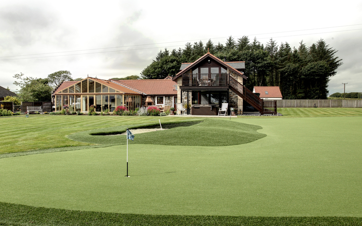 Hawkswood Country Estate – Hawkswood House, The Roundel and Bowhill
