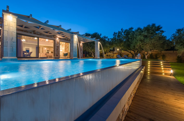 Avra Luxury Villa & Spa