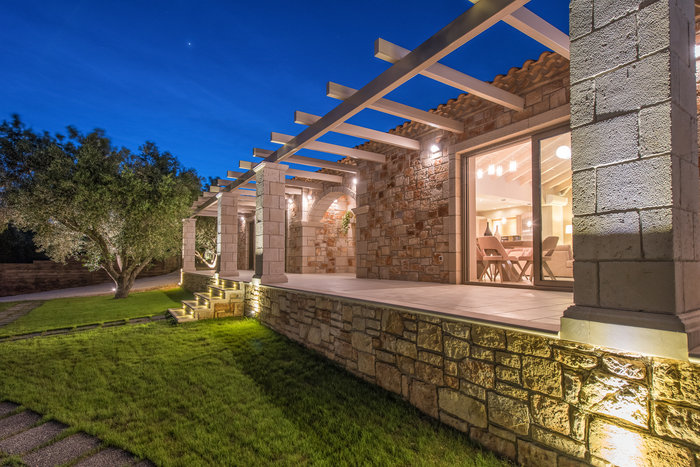 Avra Luxury Villa & Spa