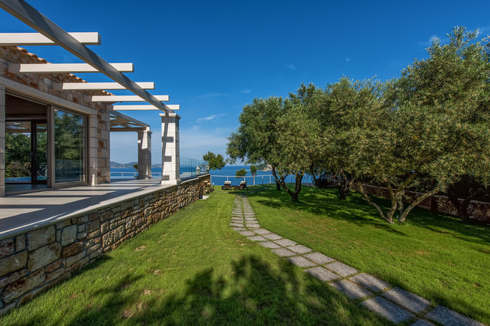 Avra Luxury Villa & Spa