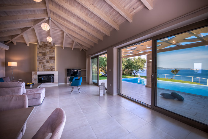 Avra Luxury Villa & Spa