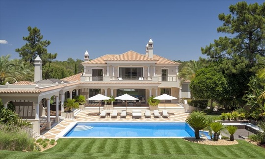 villa-img1