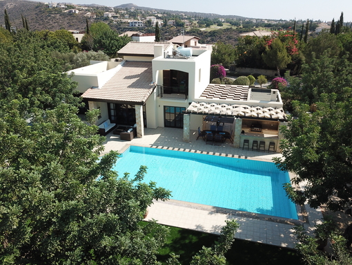Aphrodite 18