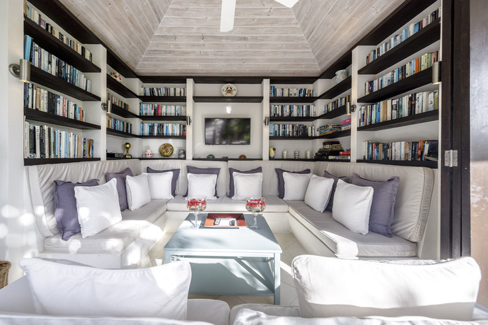 Macaroni Beach House
