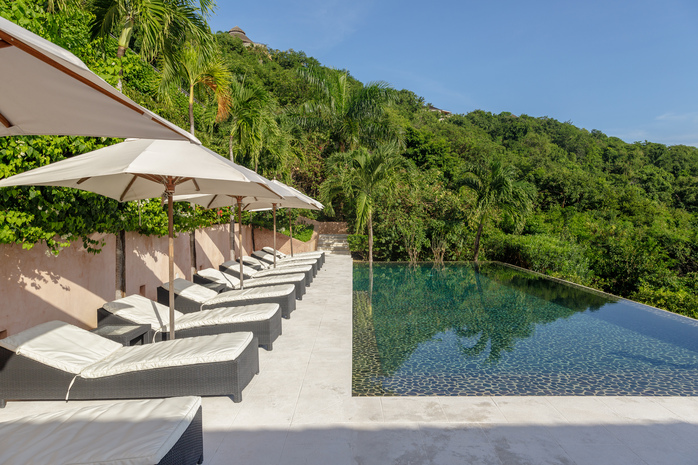 Macaroni Beach House