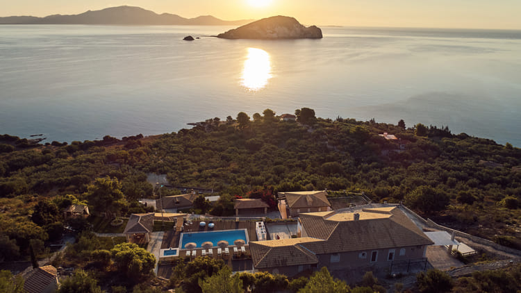 Serenus Villa