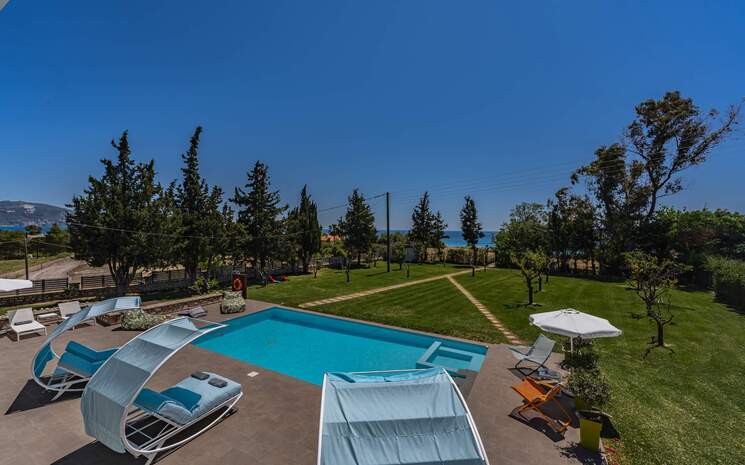 Villa Raphael