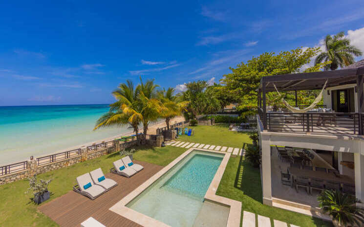 Sea Salt Villa