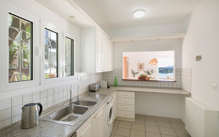 Bay View House
