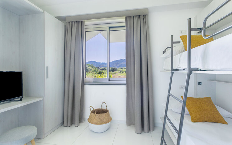 Villa Pearlescent