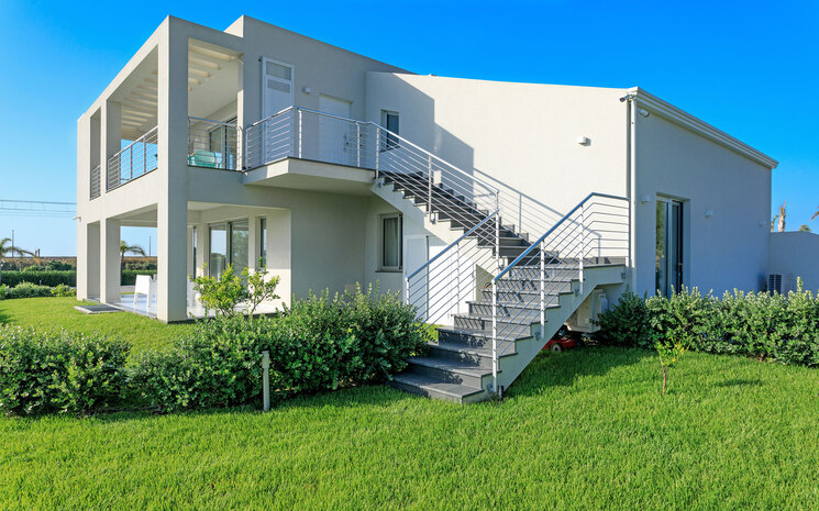 Villa Pearlescent