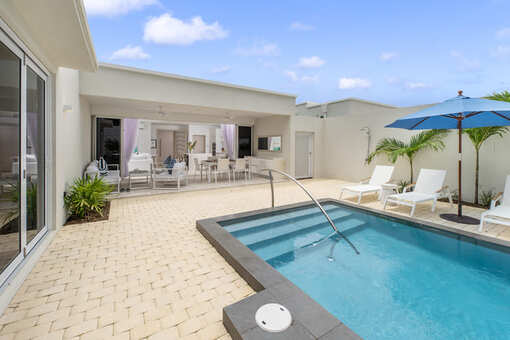 villa-img1