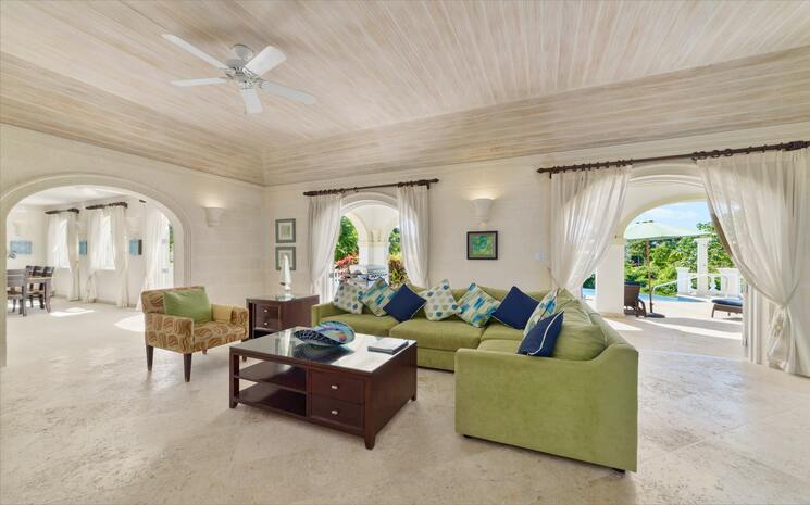 Mahogany Drive 15 Treetops