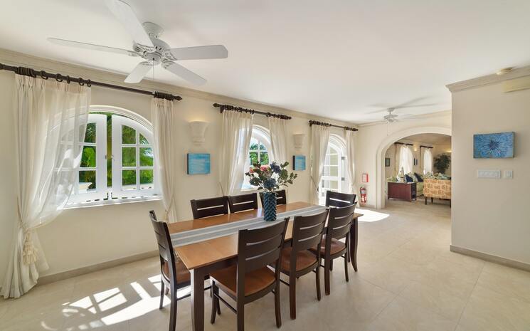 Mahogany Drive 15 Treetops