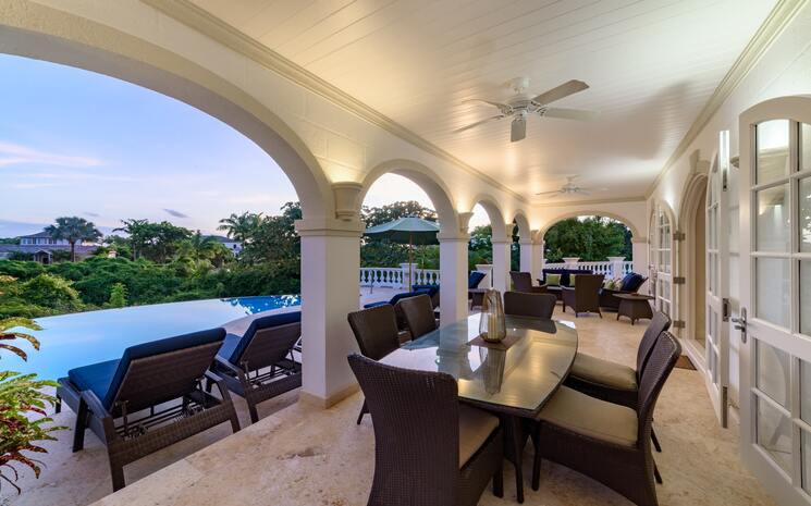 Mahogany Drive 15 Treetops