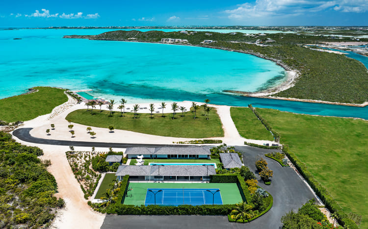 Wymara Villas and Beach Club