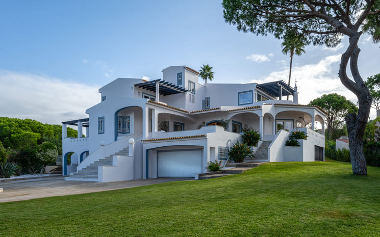 Villa Arvore