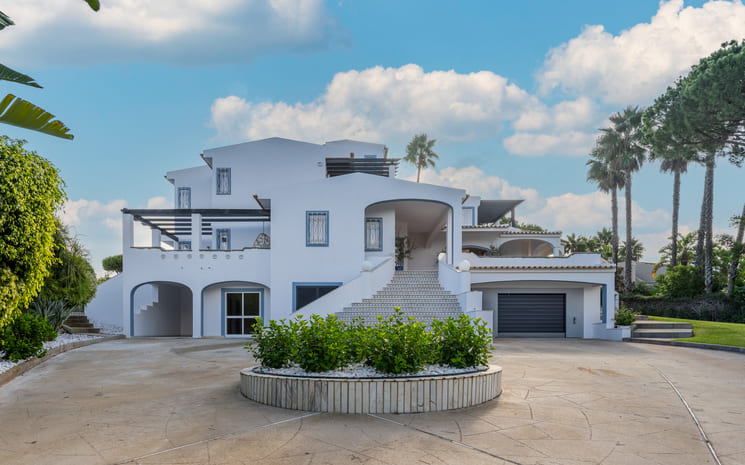 Villa Arvore