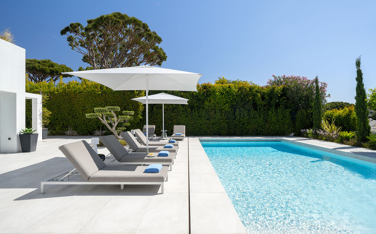 Villa Ira