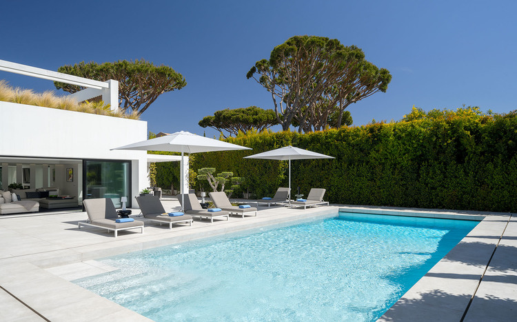 Villa Ira