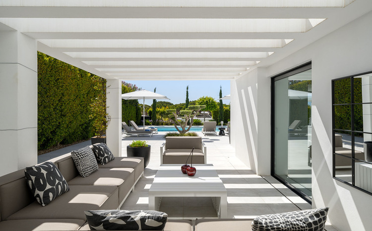Villa Ira