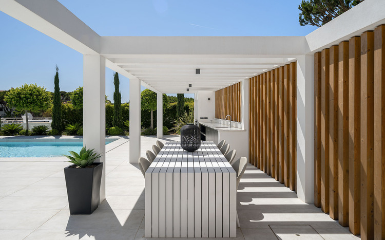 Villa Ira