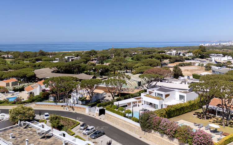 Villa Ira