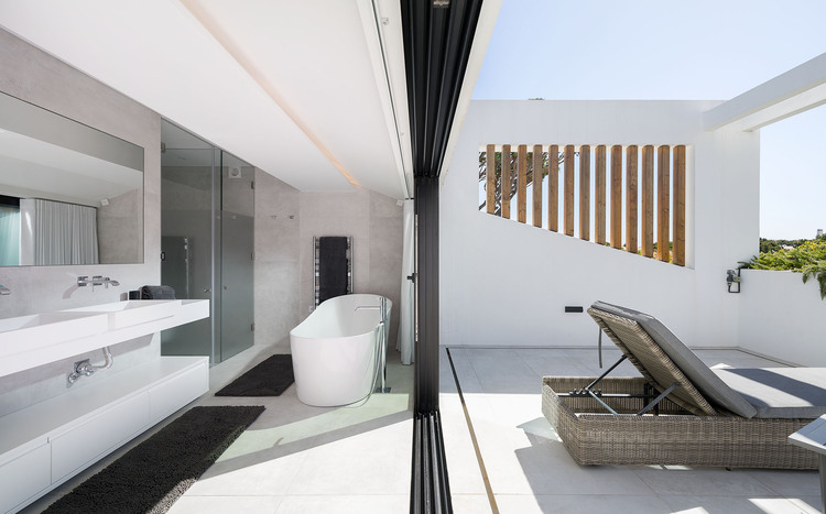 Villa Ira