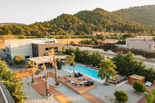 Villa Eleven