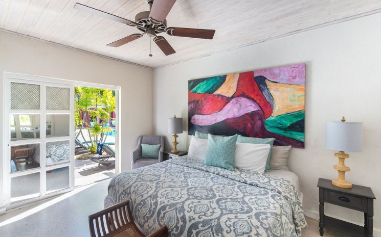 Bon Vivant Sandy Lane