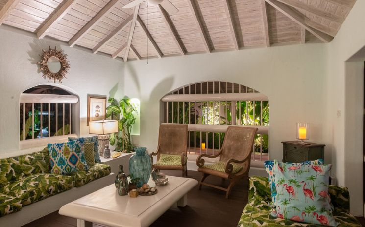 Bon Vivant Sandy Lane