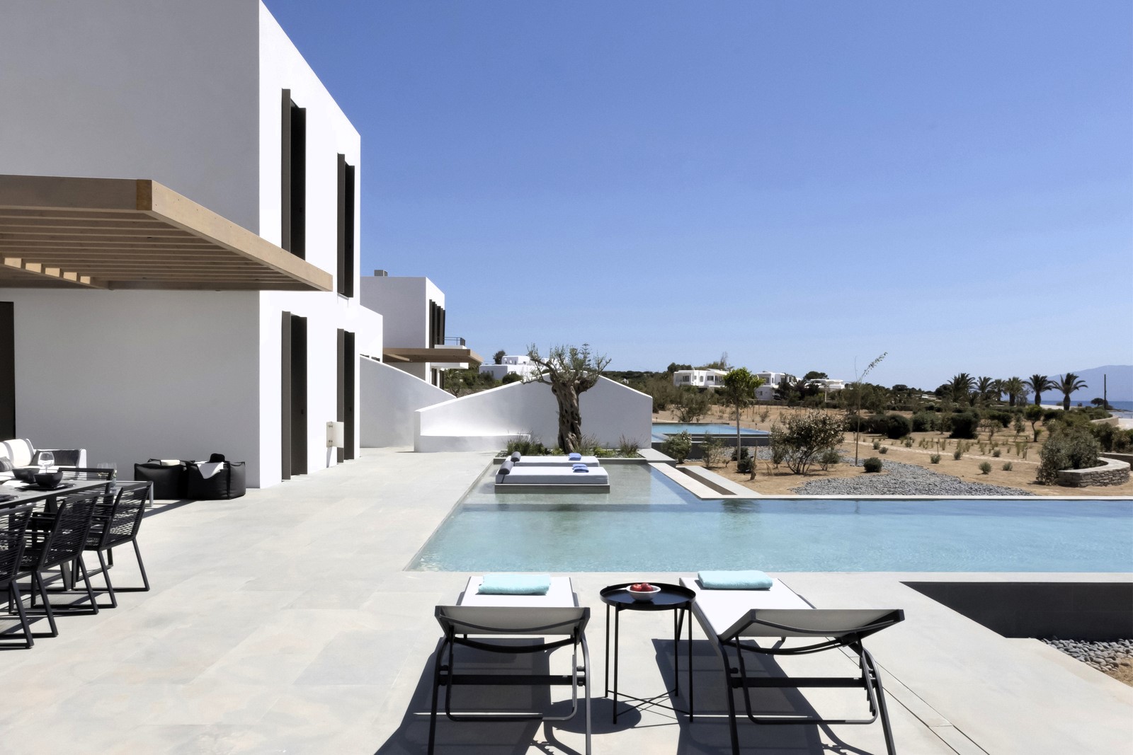 Bel Aire Beach Villas