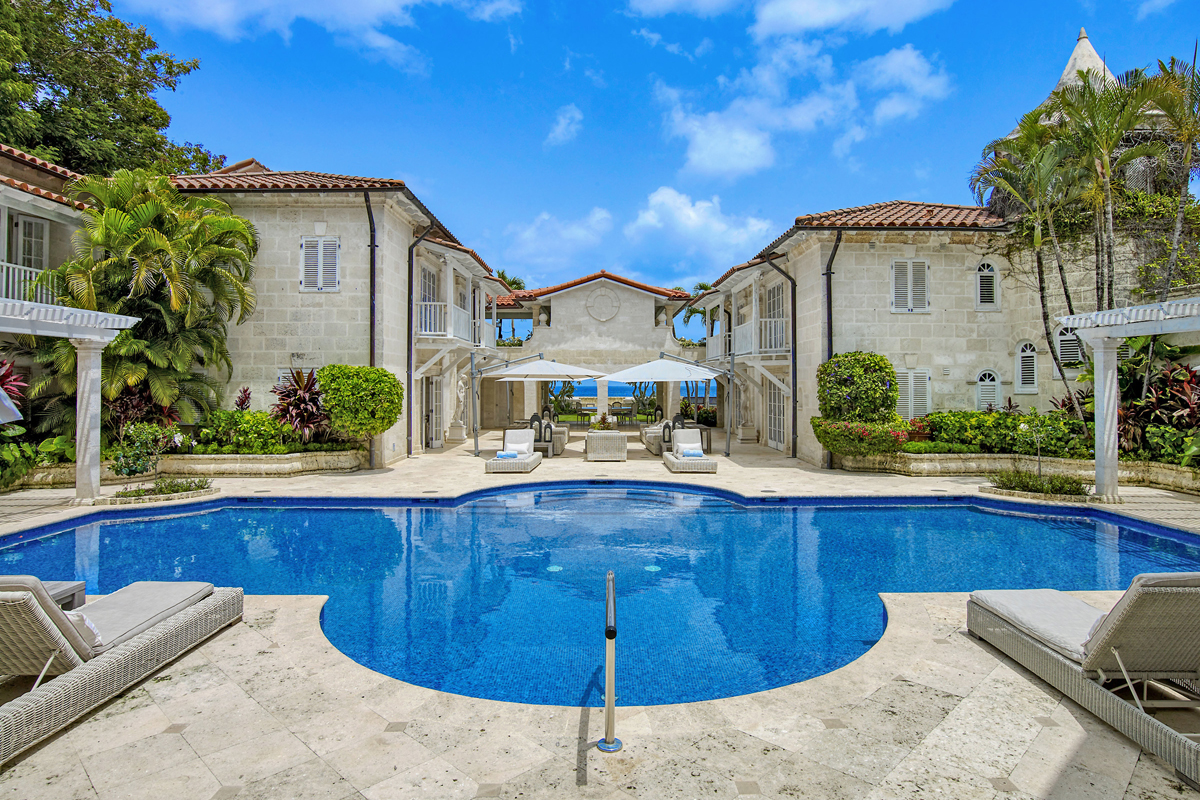 Bachelor Hall (5 bed)