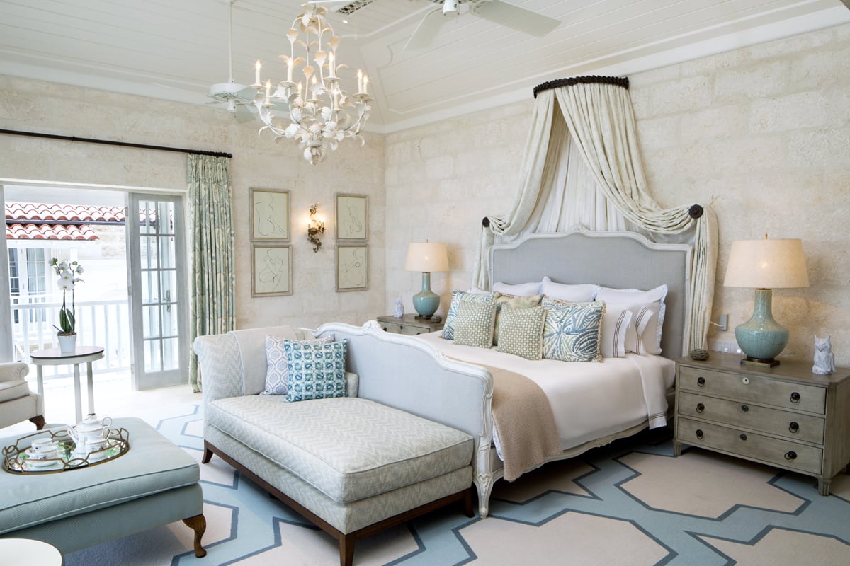 Bachelor Hall (5 bed)